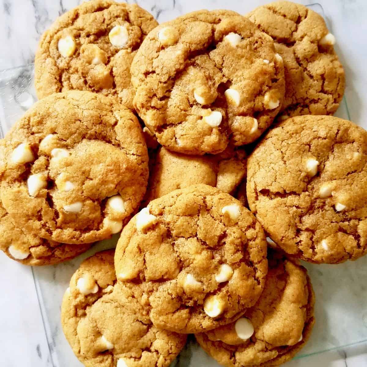 Chewy Pumpkin White Chocolate Chip Cookies