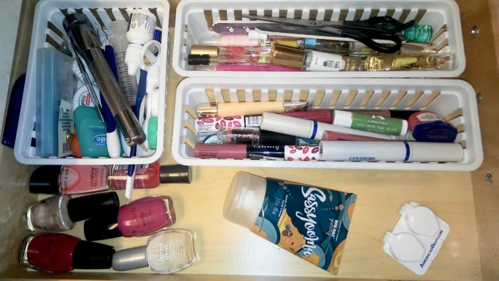We're showing off our makeup storage in this edition of Keeping it Real. As bloggers we like to show the real us, not just the post perfect side. Readers asked to see how we organize our makeup so we're revealing our easy to imitate, storage solutions from cosmetic bags, to drawer inserts, and counter top caddies. | We Three Shanes