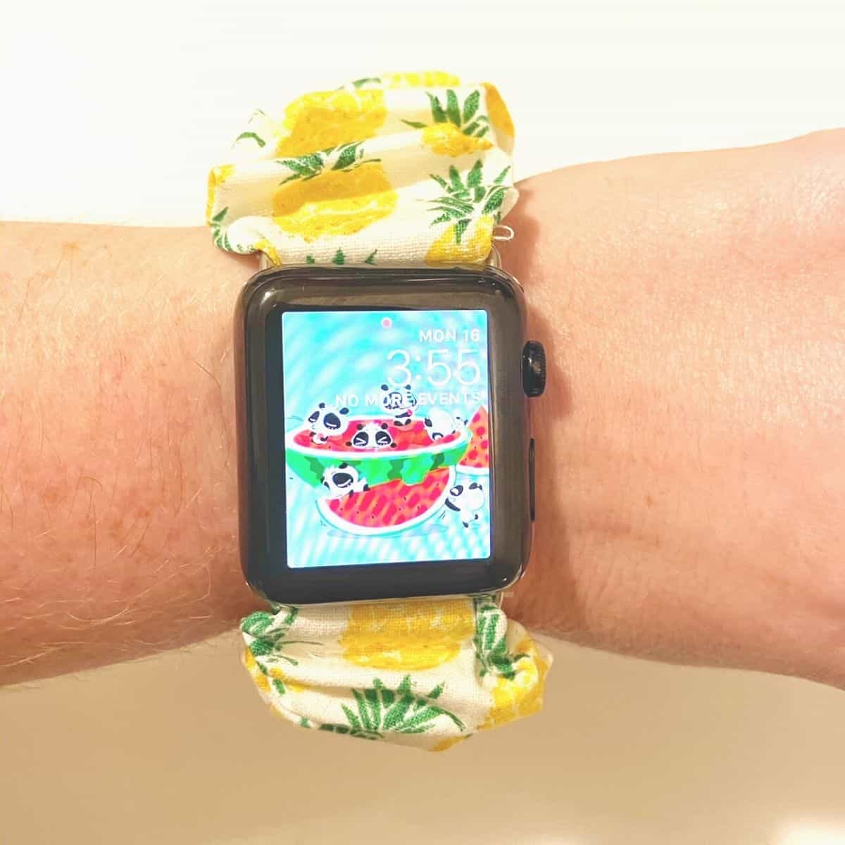 DIY Srunchie Apple Watch Band