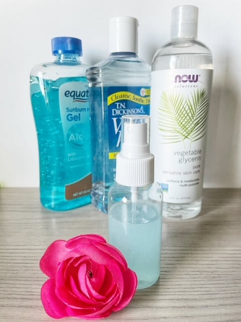 Aloe, witch hazel, and vegetable glycerin combined to make the BEST natural DIY makeup setting spray. 