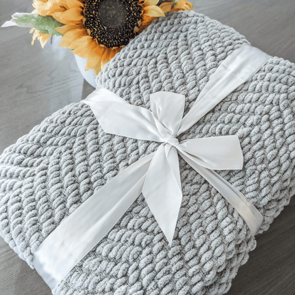 comfy chunky knit throw blanket from Amazon