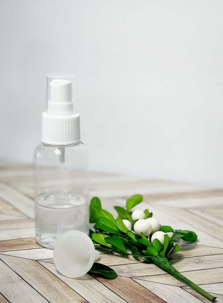 How to Make Your Own Body Spray With Essential Oils