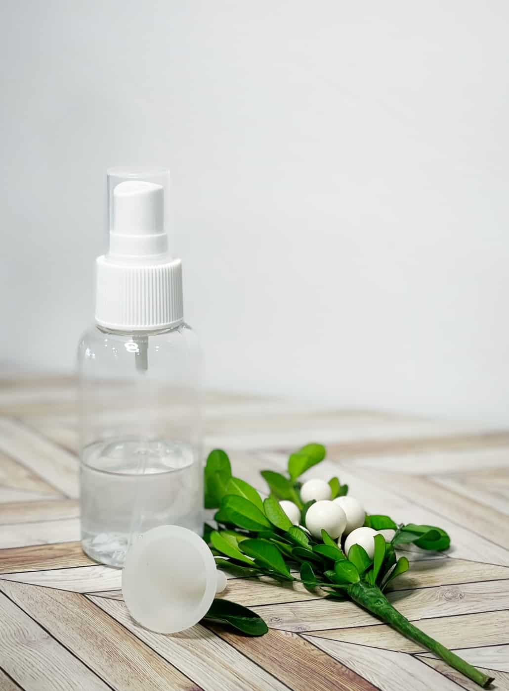 How to Make Your Own Body Spray With Essential Oils