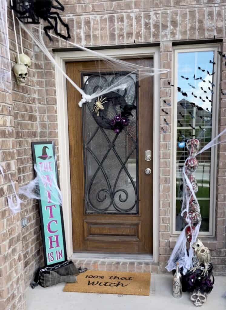 Scary Halloween decor for the front porch.