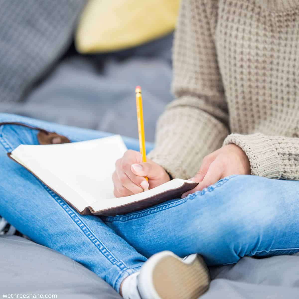 Journaling Tips for Beginners + How to Start a Journal